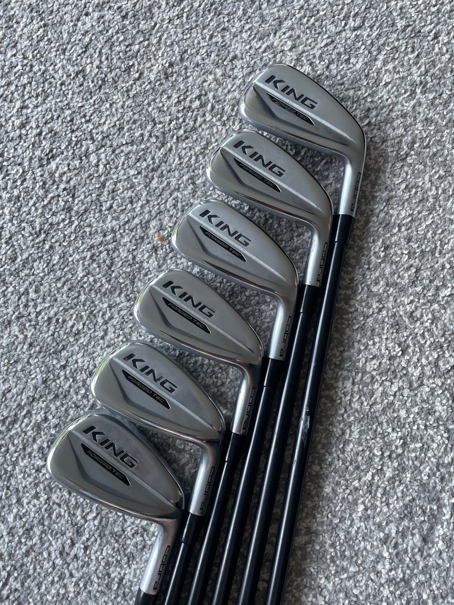 Cobra Forged Tec 22 Iron Set 5-PW Stiff